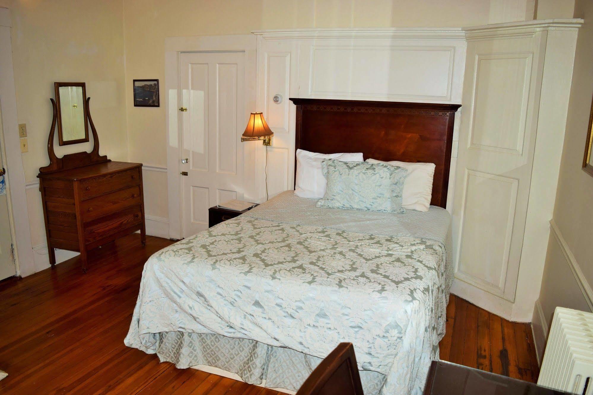 Inn On Bellevue (Adults Only) Newport Buitenkant foto