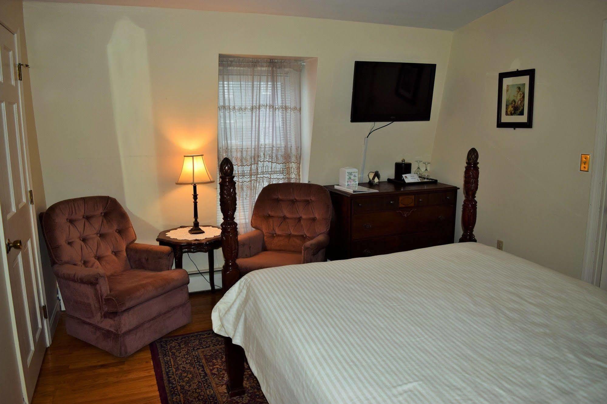 Inn On Bellevue (Adults Only) Newport Buitenkant foto